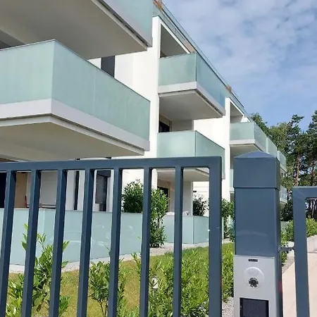 Mare , Ulica Szczecinska 21 Nr 3 * Реваль