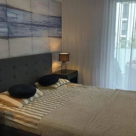 Mare , Ulica Szczecińska 21 Nr 3 Rewal